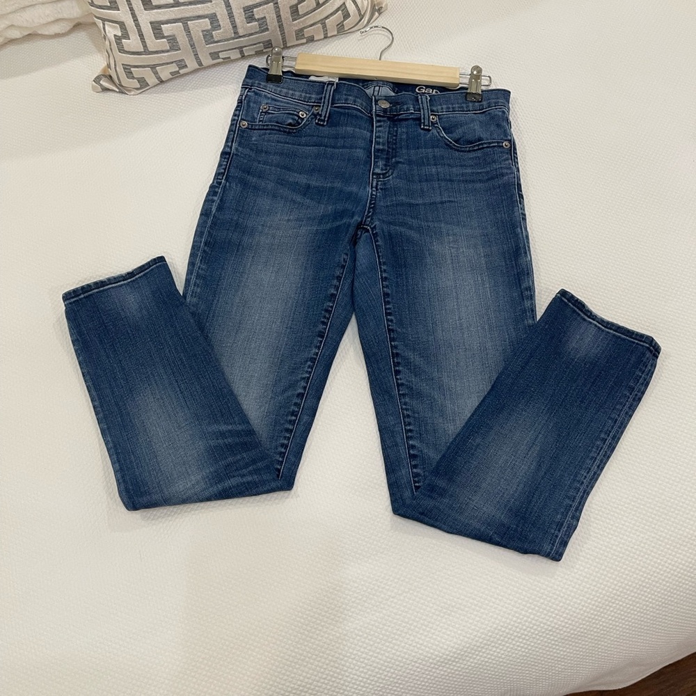 GAP 1969 Distressed Girlfriend Denim Jeans